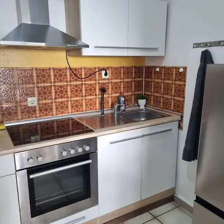 In Hattersheim 公寓 *