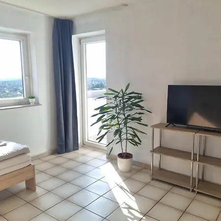 In Hattersheim * Okriftel